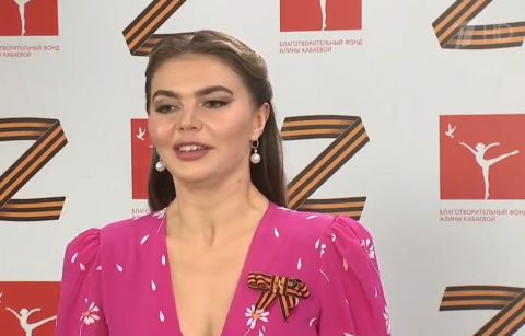 EÚ chce uvaliť sankcie na údajnú milenku Putina, ktorá stojí na čele veľkej mediálnej skupiny NMG